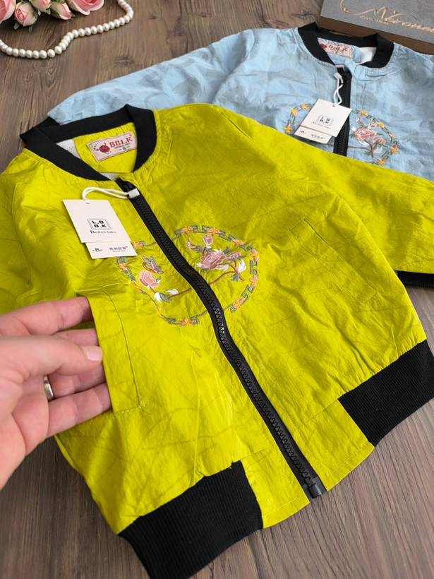 سویشرت دخترانه مدل گلدوزی شده